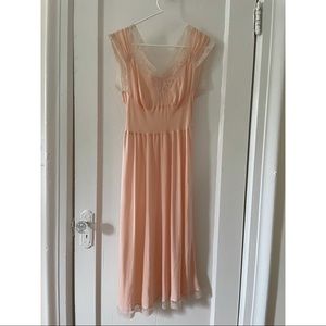 Barbizon Allure 100% Silk Vintage Dress